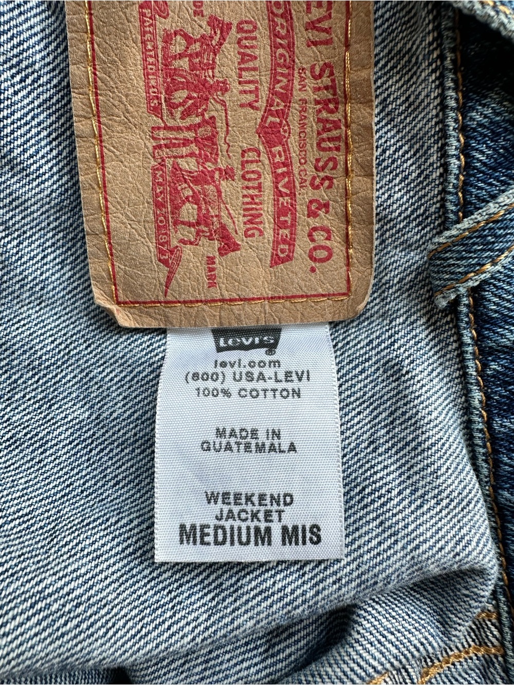 Vintage Levi’s Denim Jacket Women’s Wash Jean Jacket, M - Picture 11 of 11